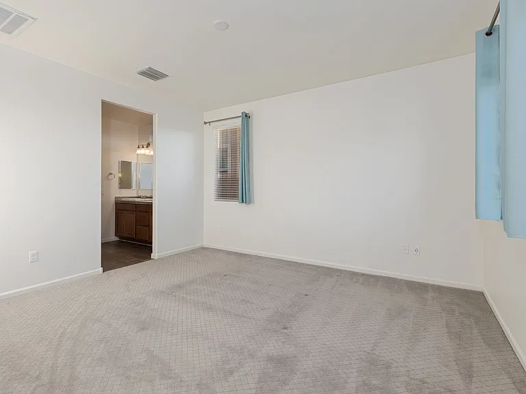 11415 E Glowing Sunset Dr — Photo 16