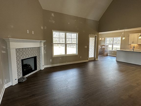 5th image of 2061 Everest Dr Lot 54