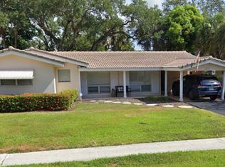 667 SW 2nd St, Boca Raton, FL 33486