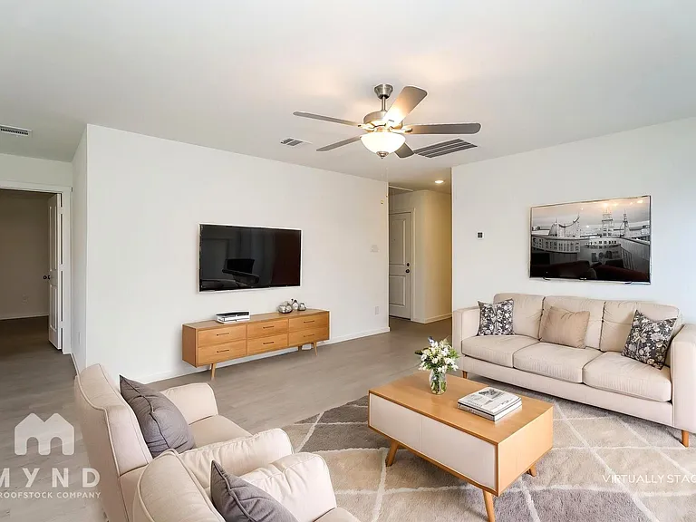 2732 River Knoll Ln — Photo 2