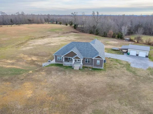 270 Pete Rickard Rd, Sacramento, KY 42372
