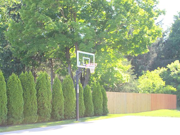 5th image of 49610 Wentworth Dr