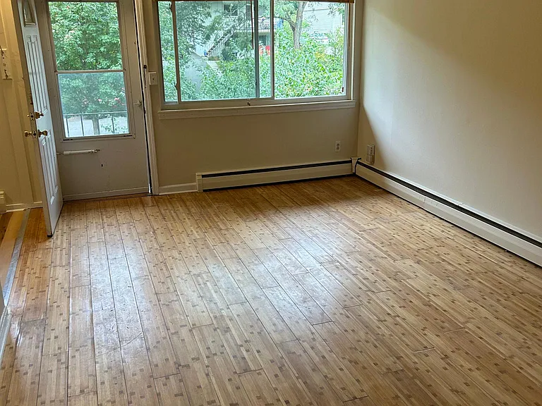 1016 Fountain St — Photo 11