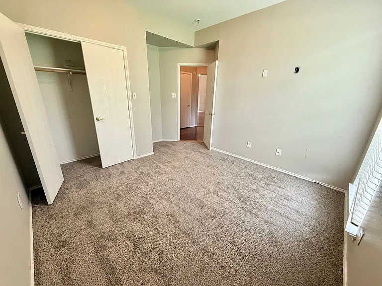 601 Morningside — Photo 20