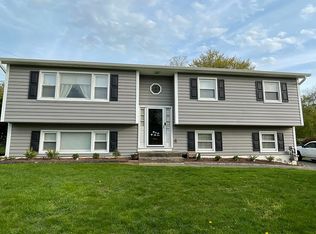 1 Sedge Rd, Valley Cottage, NY 10989