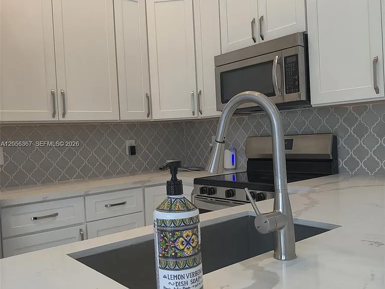 17276 Bermuda Village Dr #17276 — Photo 63
