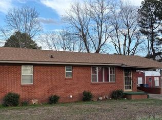 609 S Clayton St, Rector, AR 72461
