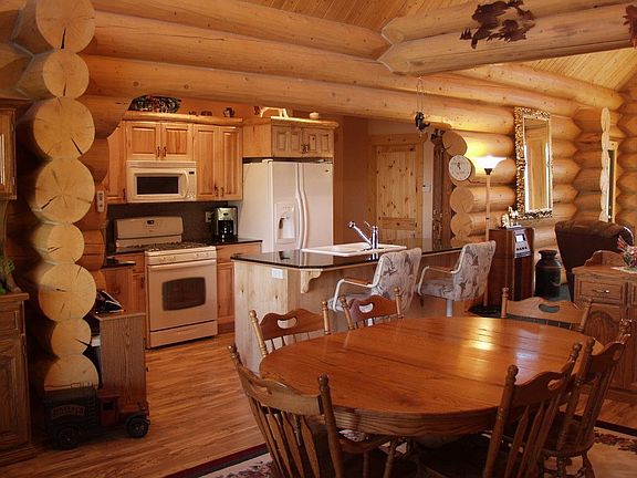 Dining Room/Kitchen