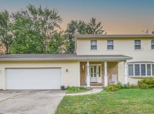 17 Allandale Dr, Coldwater, MI 49036