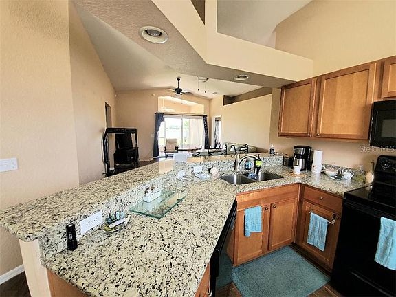 5th image of 10609 Carloway Hills Dr