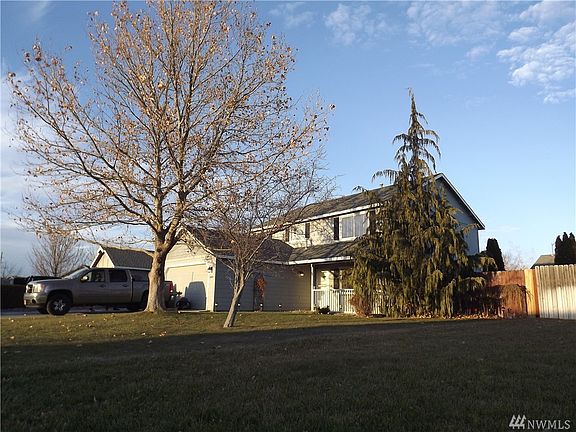 2nd image of 1449 Cougar Dr