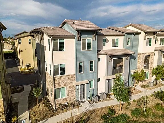 2nd image of 838 Savi Dr #105