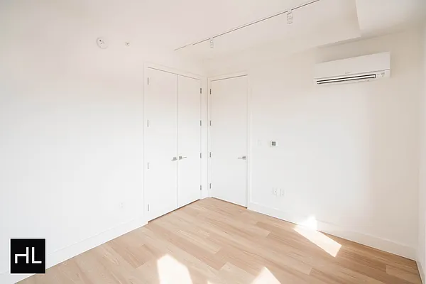 Rented by Highline Residential | media 113