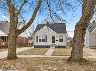3336 Chestnut St, Dearborn, MI 48124