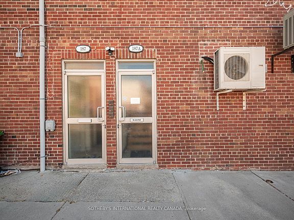 3rd image of 187B Claremont St