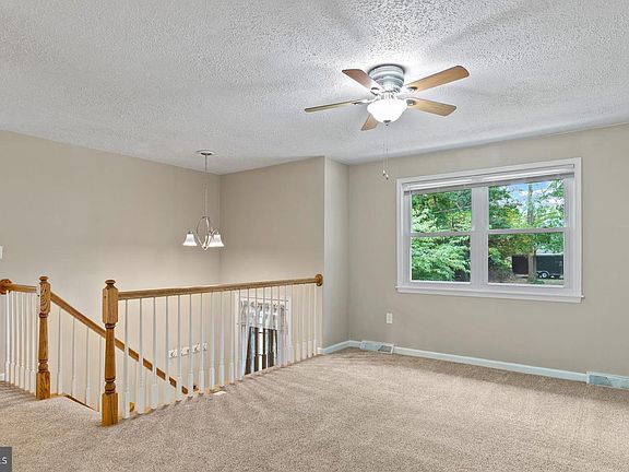 3rd image of 7660 Turnbrook Dr