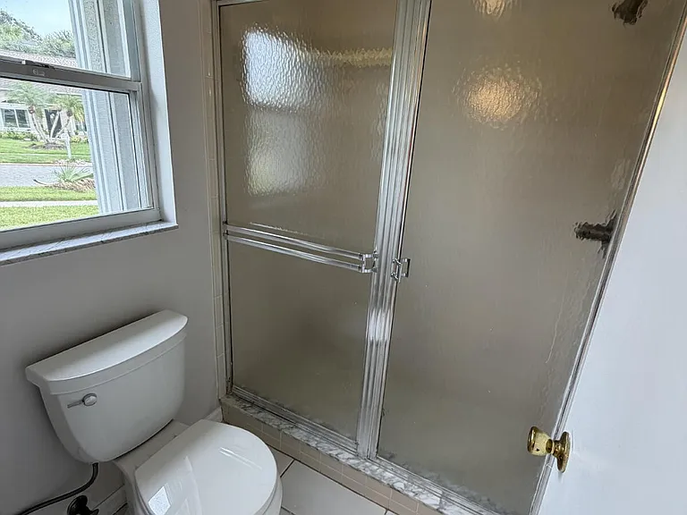 1305 Ambra Dr — Photo 12