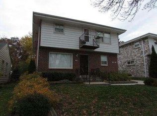 2104 S 96th St, Milwaukee, WI 53227