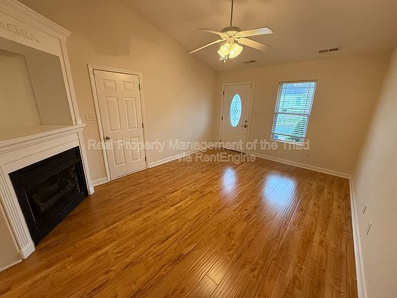 3rd image of 509 Denny Dr
