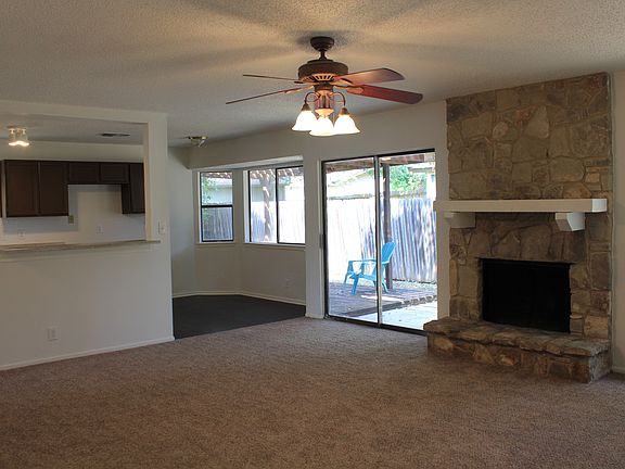 2nd image of 6843 Country Lawn