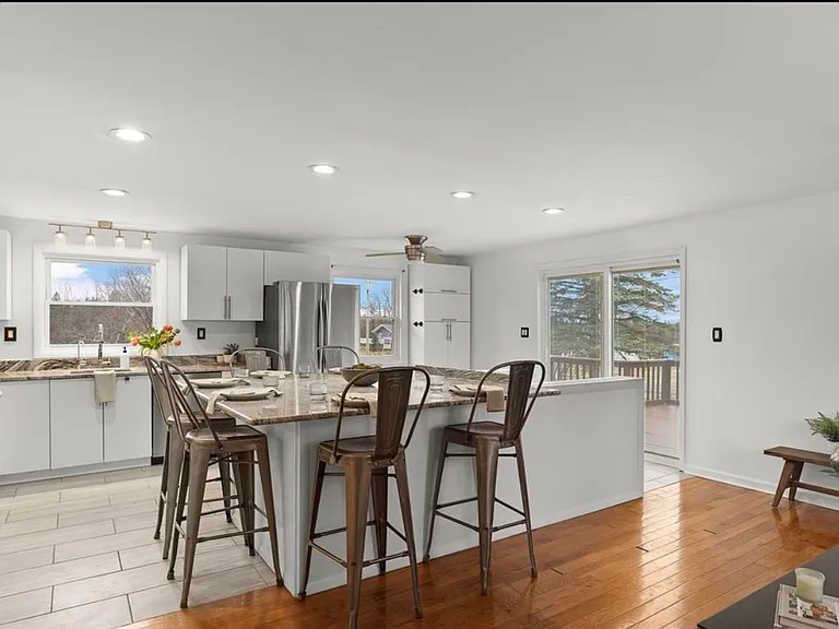 9 Reservoir Rd — Photo 4