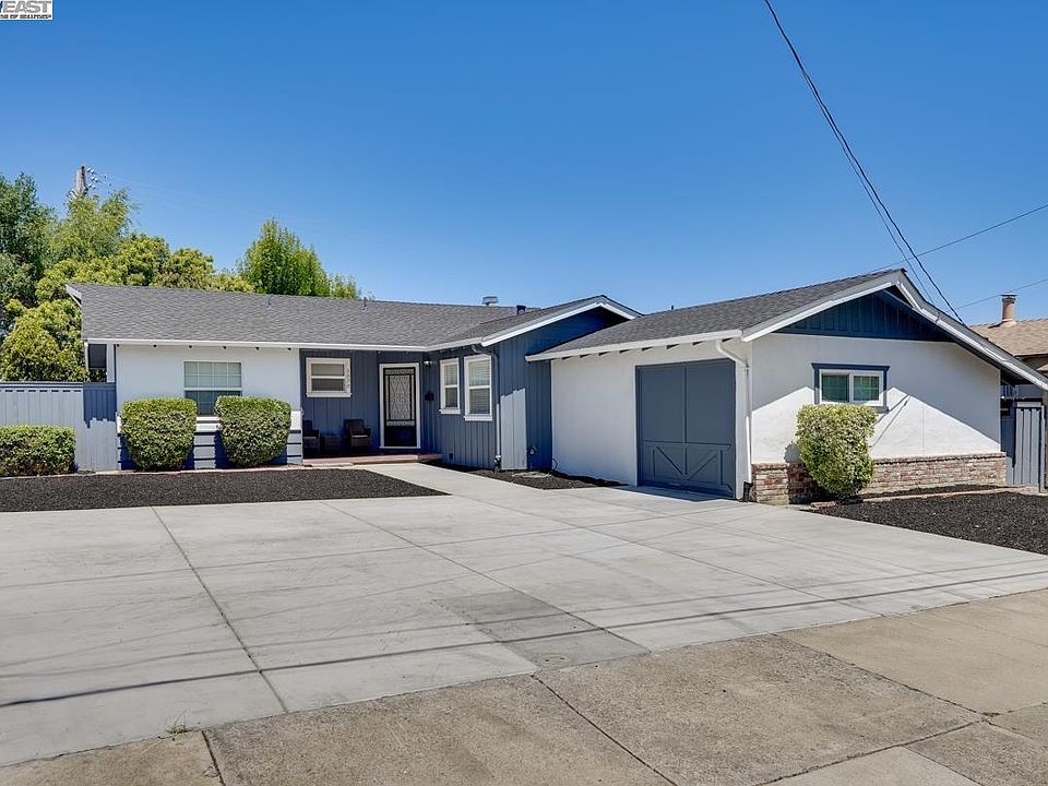 1st image of 3898 San Juan Dr