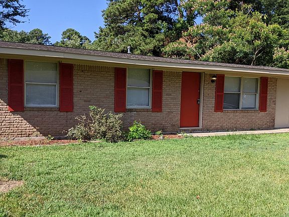 2nd image of 306 Rozzell Ave