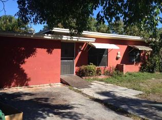 3031 NW 88th St, Miami, FL 33147