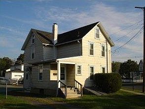 2nd image of 67 Lincoln Ave
