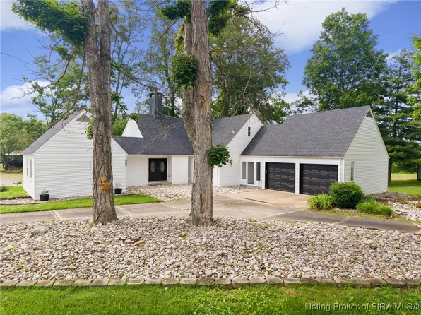 8509 Dillon Road, Charlestown, IN 47111