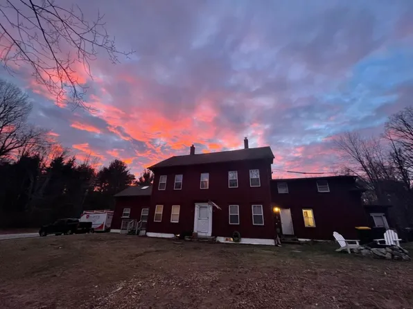 27 Walling Rd APT A, Harrisville, RI 02830