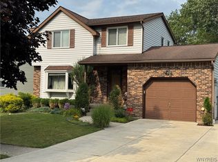 156 Hillpine Rd, Cheektowaga, NY 14227