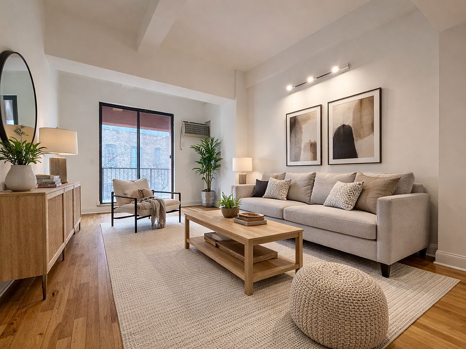 1st image of 449 W 44th St APT 3G