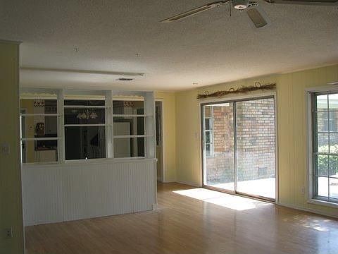 4th image of 206 Pecan Bayou Dr