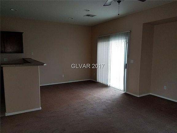 3rd image of 932 Sunny Acres Ave