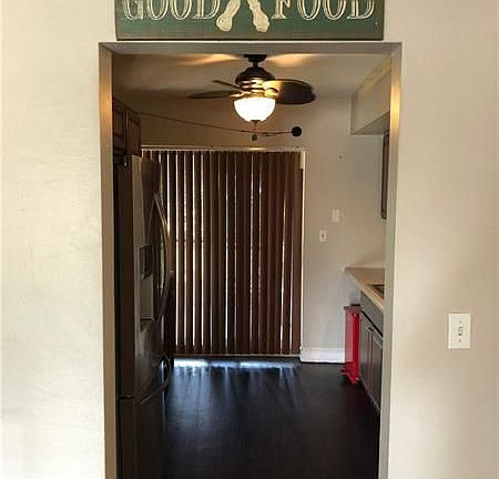4th image of 4120 Woodside Dr