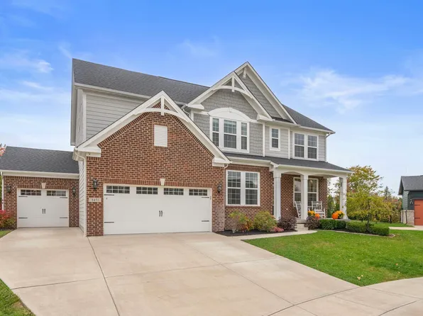 8451 Rockwood Ln, Indianapolis, IN 46259