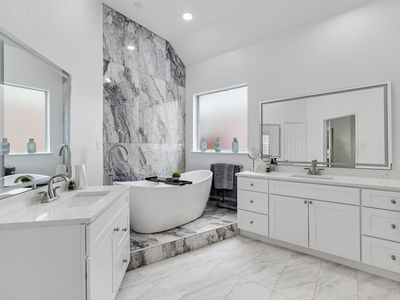 115 Saint James Rd, Irving, TX, 75063