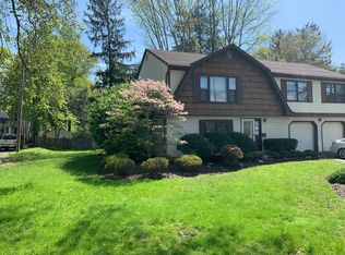 102 Prospect St, Ramsey, NJ 07446