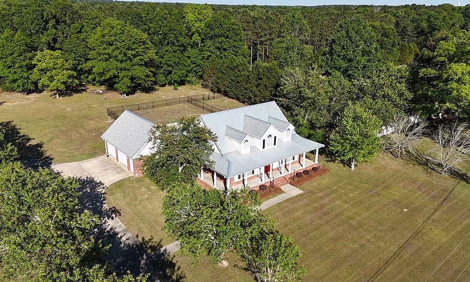 1st image of 2230 Omussee Rd