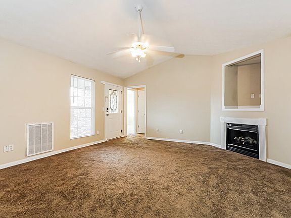 5th image of 509 Cathedral Dr