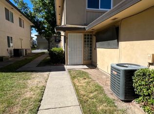 4520 Greenholme Dr APT 3, Sacramento, CA