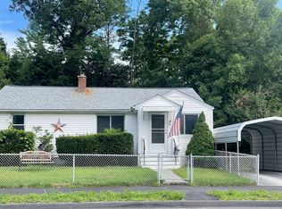 20 Nelson Park Dr, Worcester, MA 01605