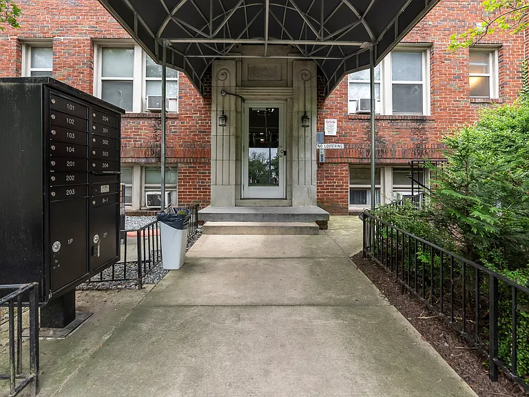 430 Missouri Ave N #W — Photo 25