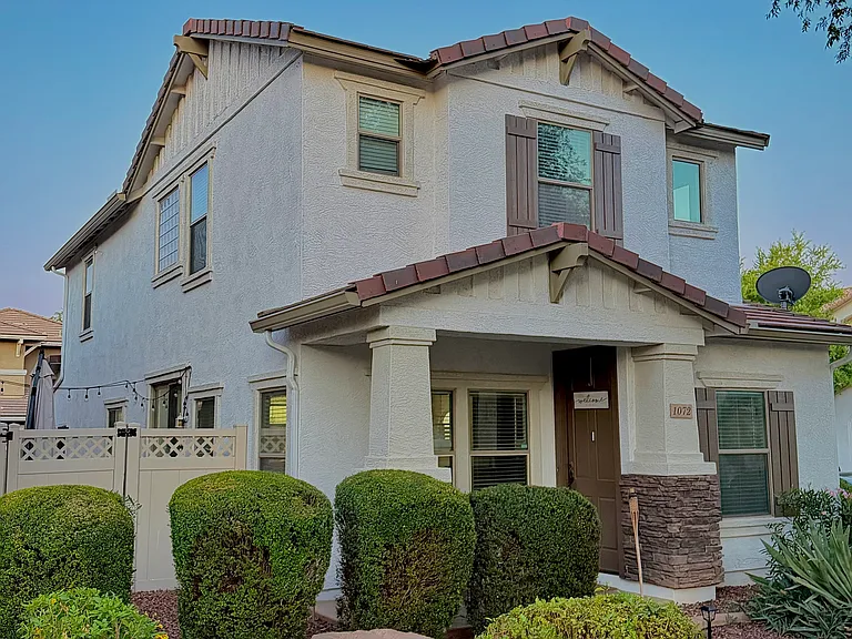 1072 S Cheshire Ln — Photo 1