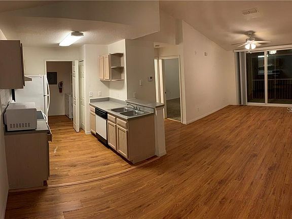 4th image of 8849 Latrec Ave #4303