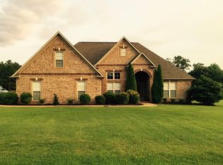 55 Dlynn Cv, Henderson, TN 38340