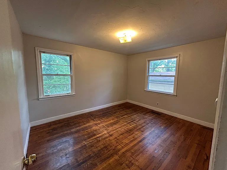 1822 Abbott Ave — Photo 14