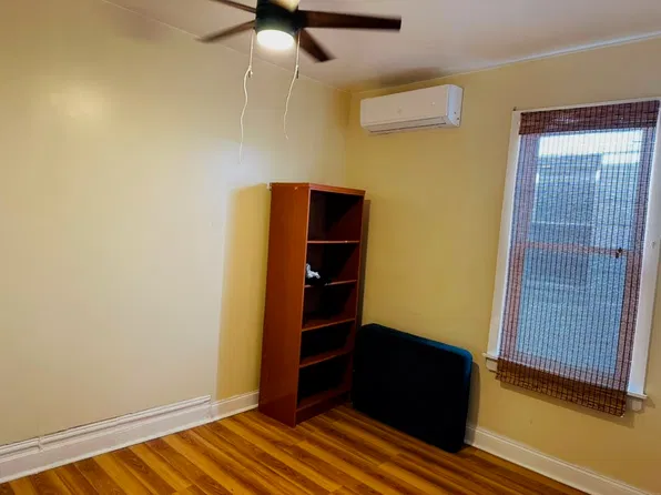 (undisclosed Address), Bronx, NY 10461
