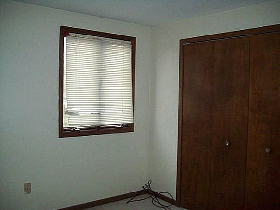 4th image of 107 Harlan Dr